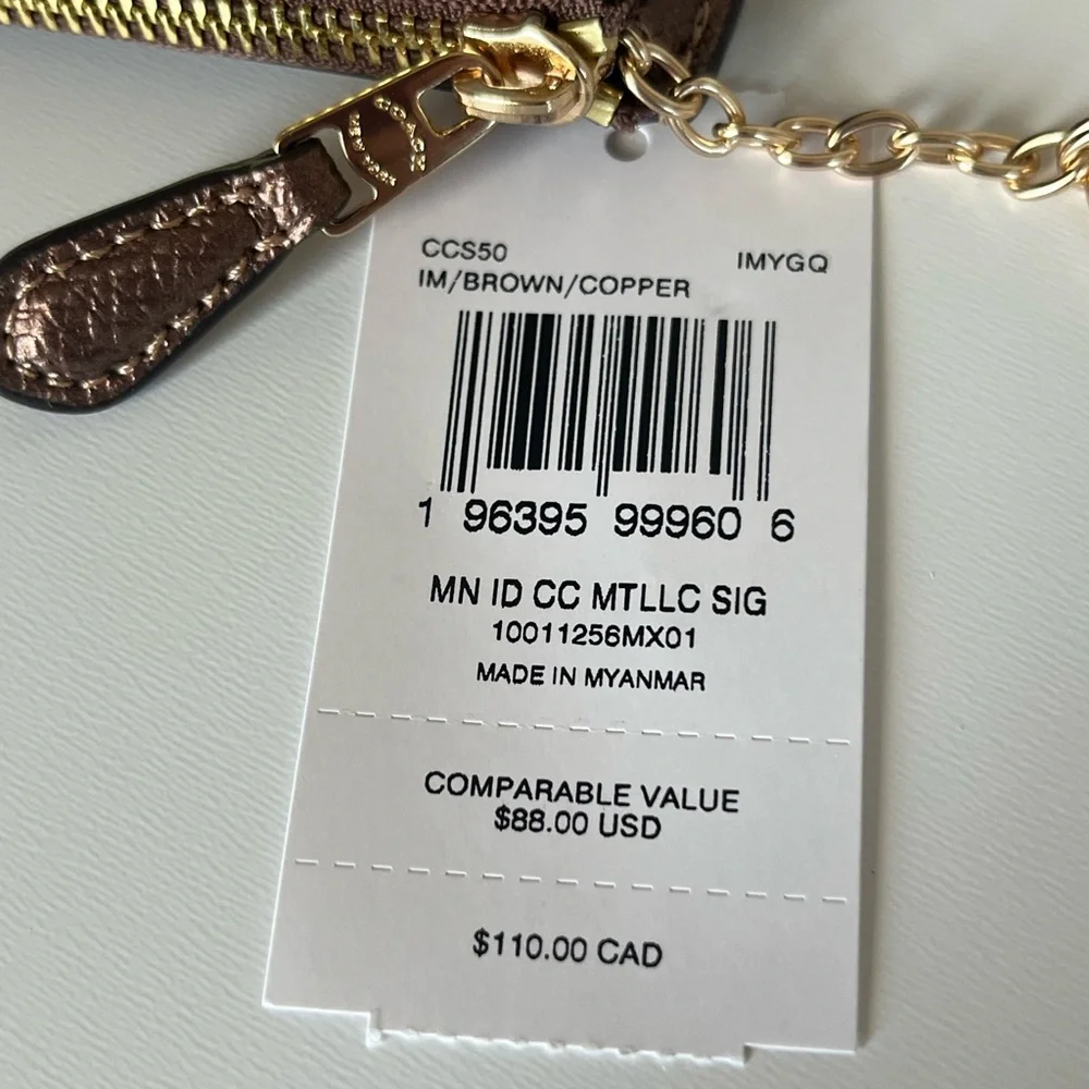 Coach Card Holder🎈🎈 - Picture 4 of 8